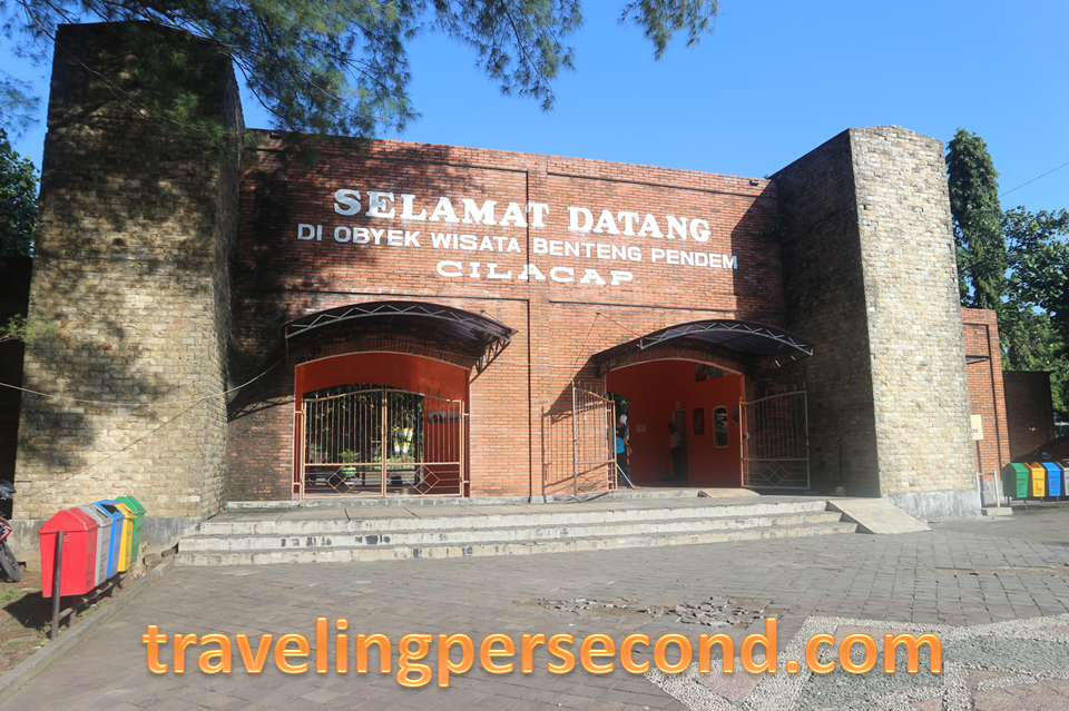 Benteng Pendem